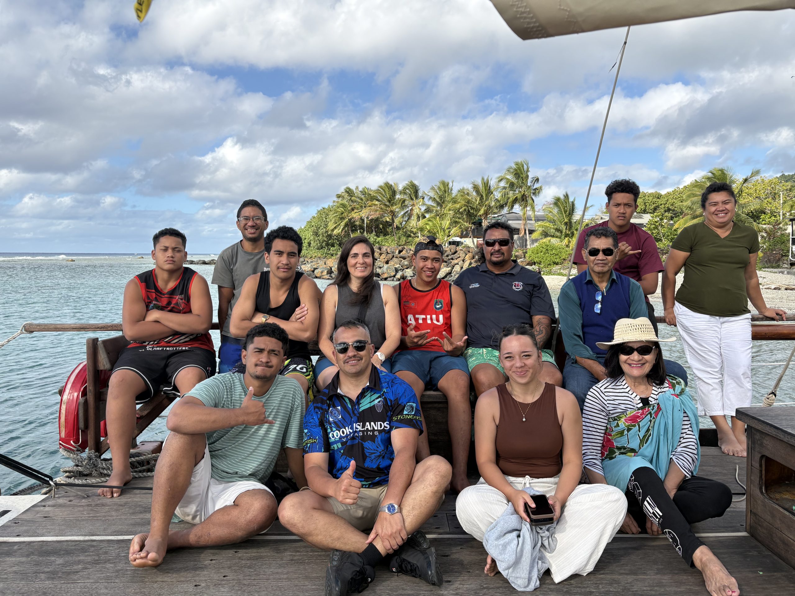 Voyaging, Culture and Science Come Together as Mauke and Atiu Complete the First Te Reinga Aorangi Marine Citizen Science Pilots